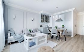 Apartamenty Tespis - Francuska Atal Park